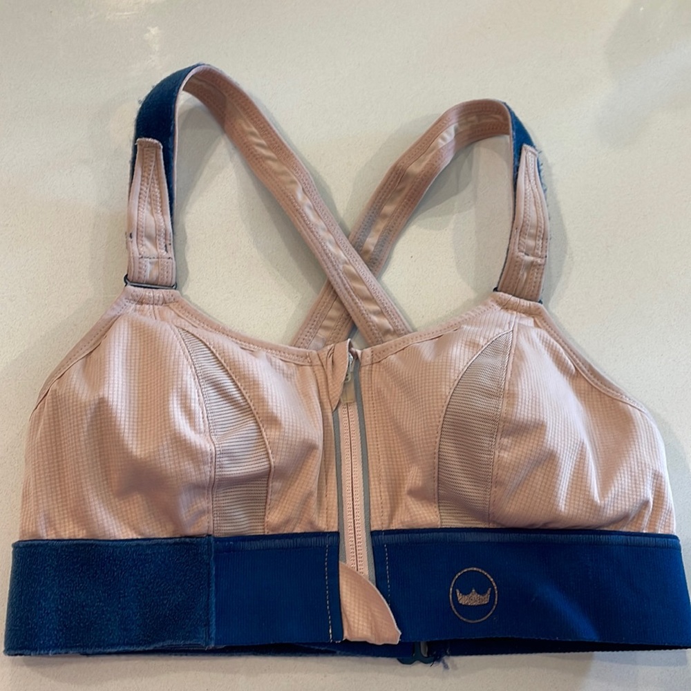 SheFit Ultimate High Impact sportsbra, size S